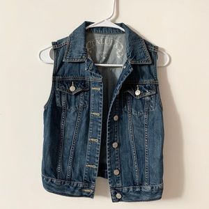 Aritzia Sleeveless Denim Jacket